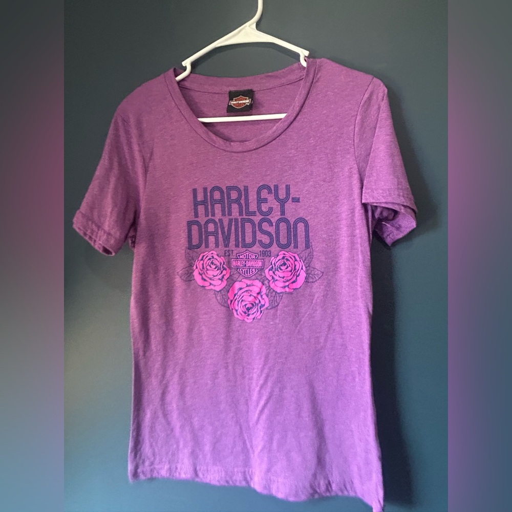 Harley-Davidson Violet Tee with Graphic Aruba